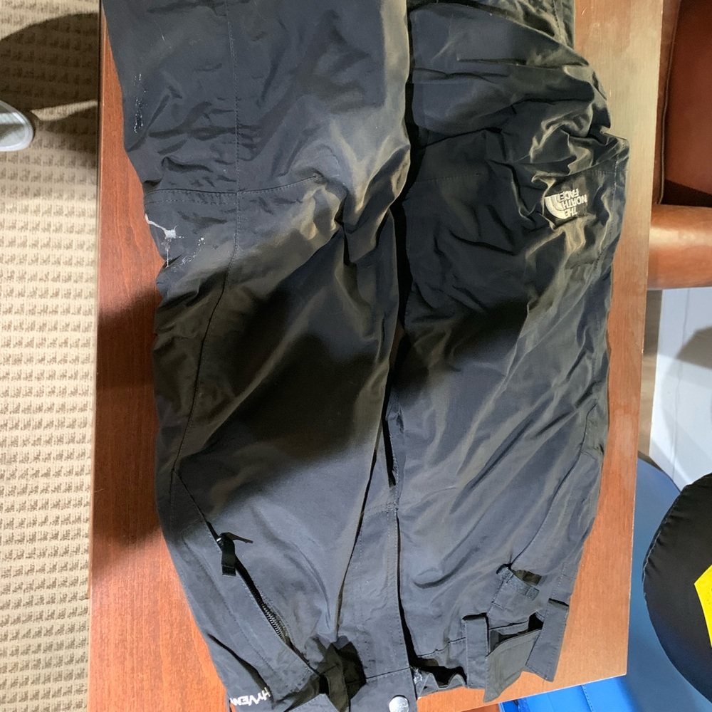 The North Face boys ski pants